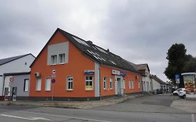 Zimmervermietung Schoenfliesser Stuben Auch Fuer Monteure