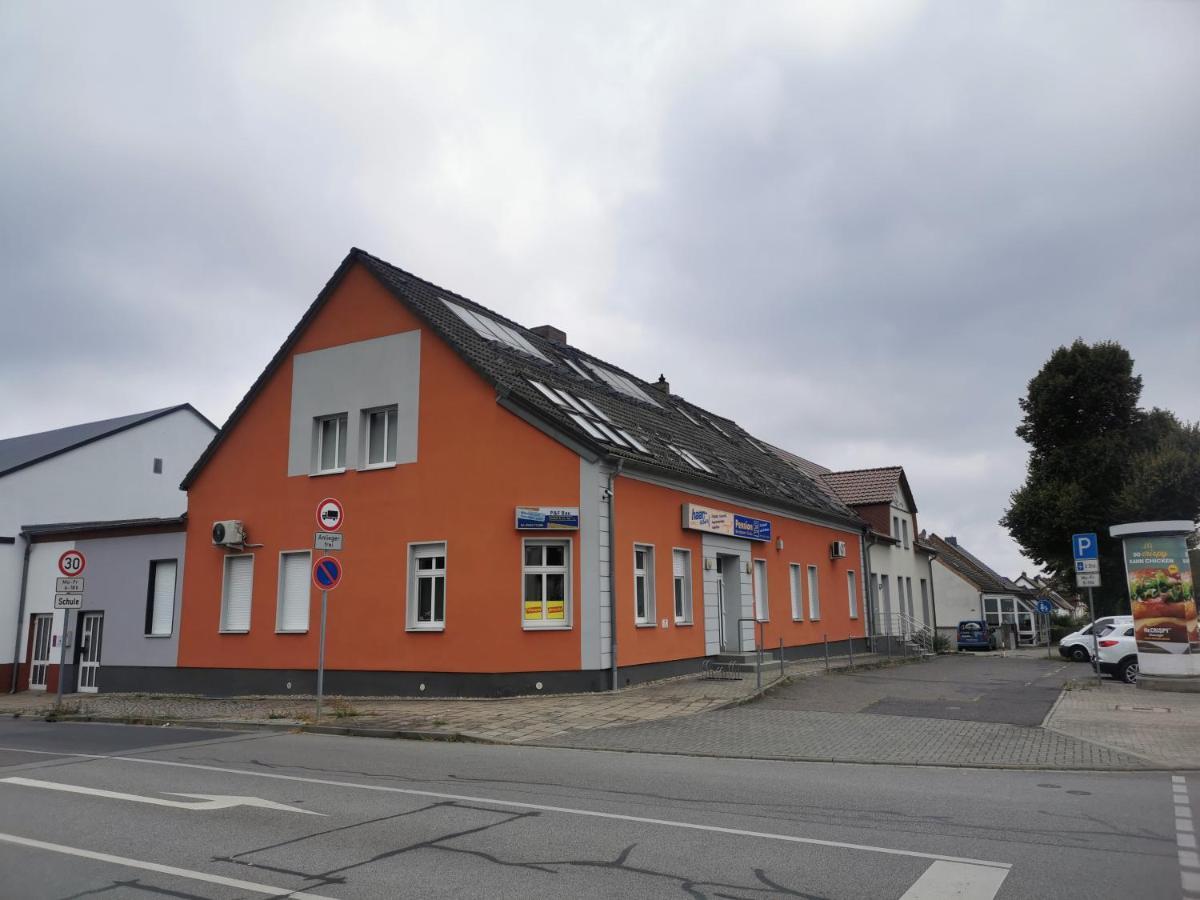 Zimmervermietung Schoenfliesser Stuben Auch Fuer Monteure Eisenhüttenstadt Zewnętrze zdjęcie